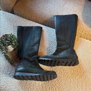 Sorel Black Leather Boots
